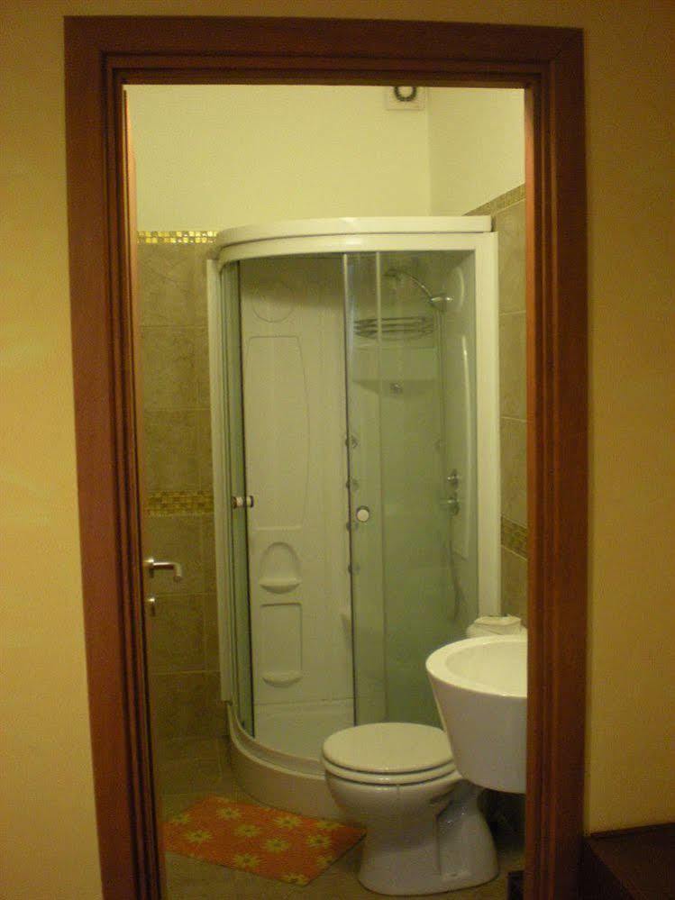 Elvis Guesthouse Budapest Ngoại thất bức ảnh